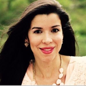 Meet your Posher, Samara